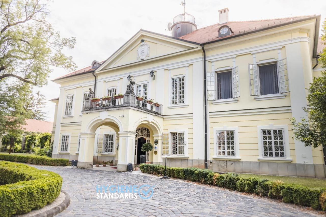 Szidonia Castle Hotel Rojtokmuzsaj Luaran gambar